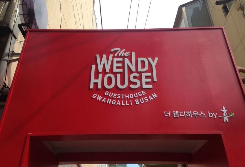 Ostello The Wendy House