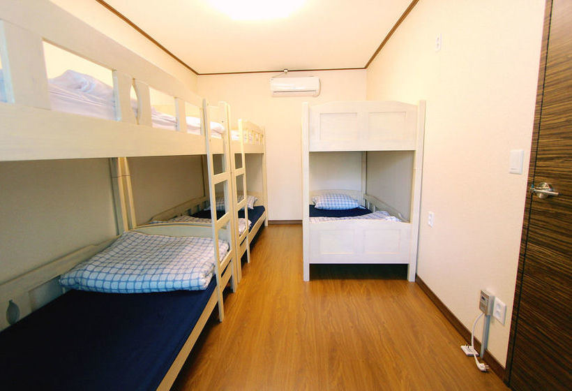 Ostello The Wendy House