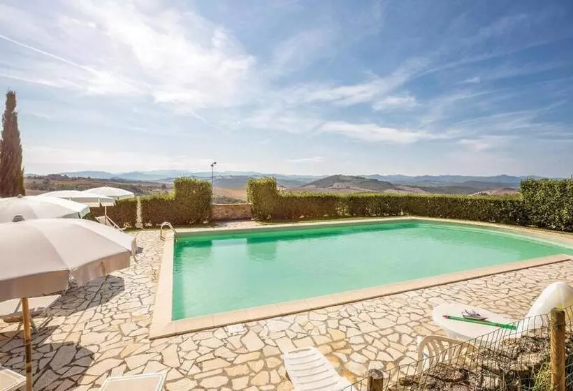 هتل Agriturismo Mannaioni