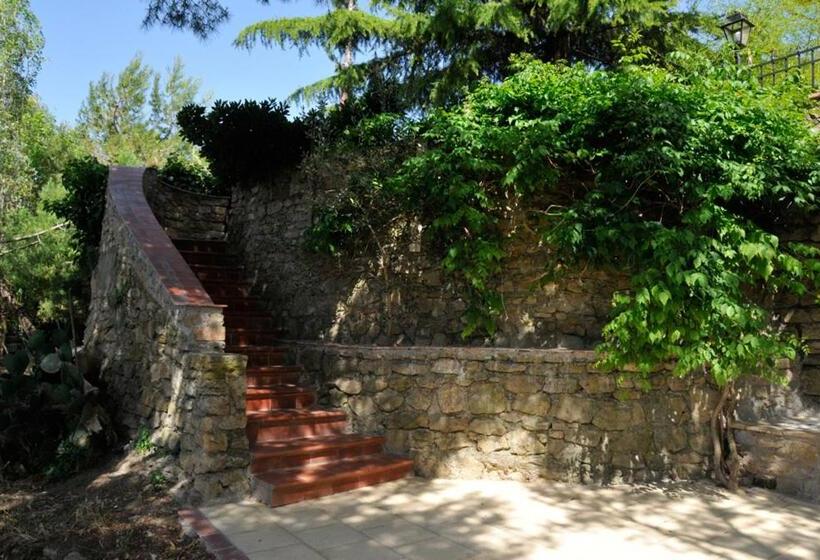 בית מלון כפרי Agriturismo Mannaioni