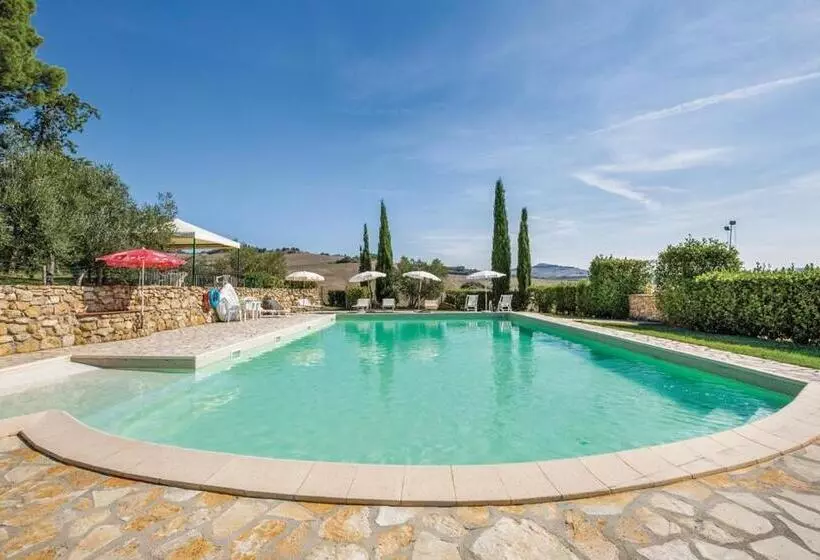هتل Agriturismo Mannaioni