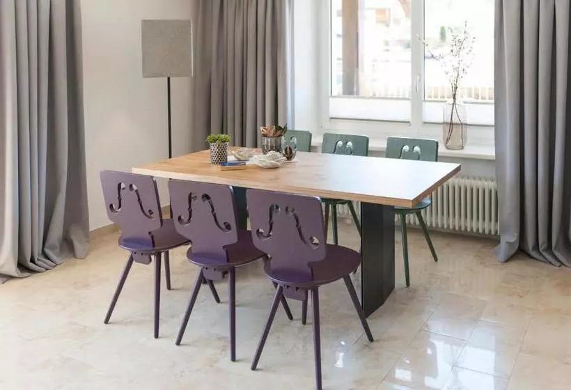 ホテル Appartements Rofan & Karwendelblick