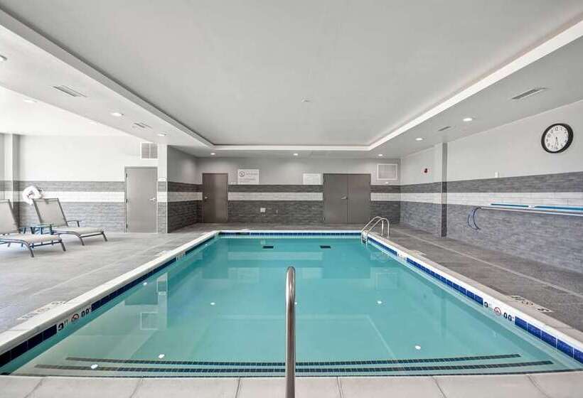 בית מלון כפרי Hilton Garden Inn Tulsabroken Arrow