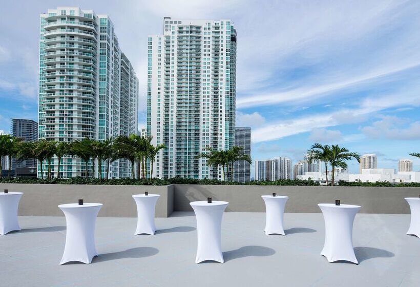 בית מלון כפרי Hyatt Centric Brickell Miami