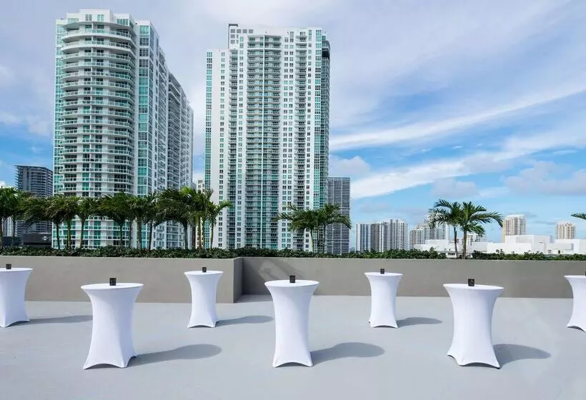 هتل Hyatt Centric Brickell Miami