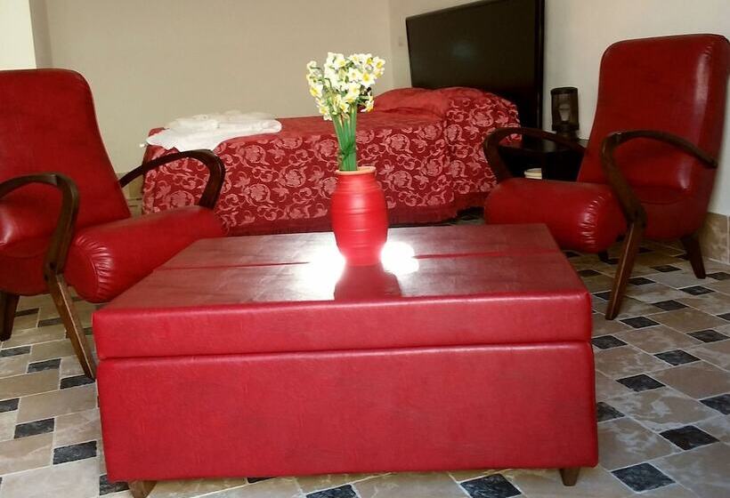 Hotel La Trottoria Agriturismo