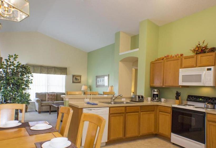 בית מלון כפרי Mark's Sunrise Lakes Villa