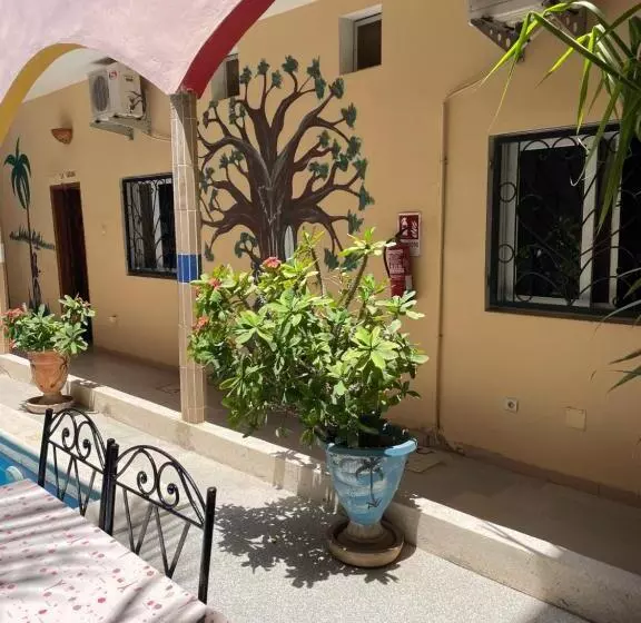 هتل Sall Africa Tourisme