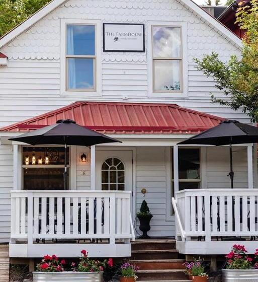 酒店 The Farmhouse Inn & Kitchen, 2 Blocks From Downtown Whitefish, Montana