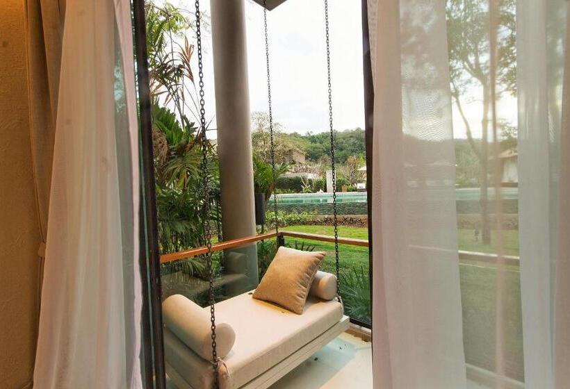 בית מלון כפרי The Series Resort Khaoyai