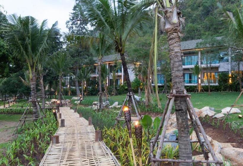 בית מלון כפרי The Series Resort Khaoyai