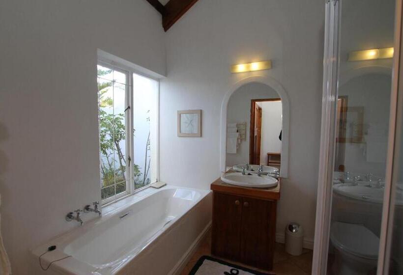 فندق The Whaling Station Guesthouse