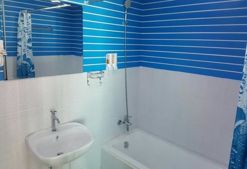 酒店 Yamadaya Beach Resort