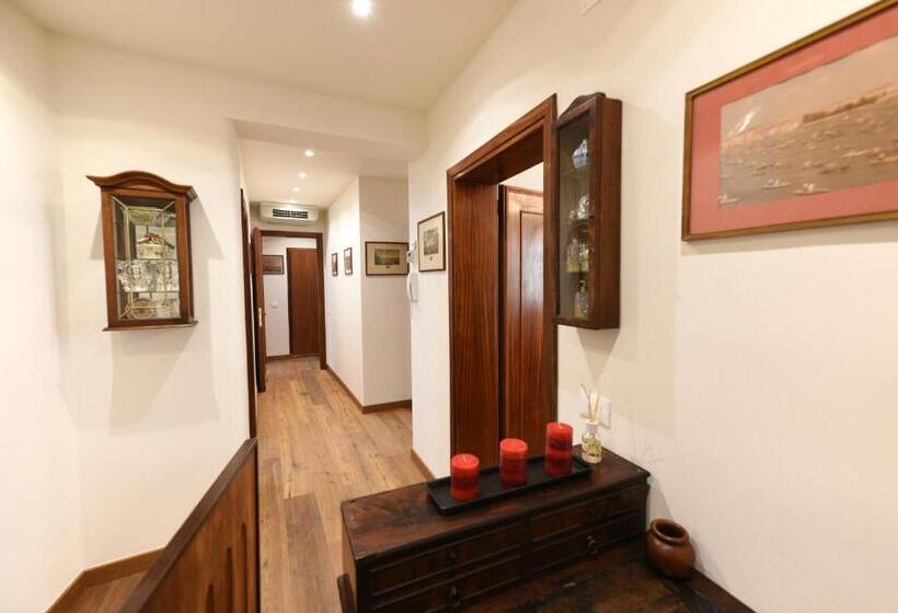 Le Due Corone Bed & Breakfast