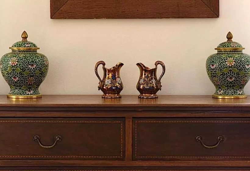 Le Due Corone Bed & Breakfast