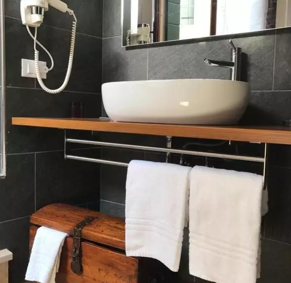 Le Due Corone Bed & Breakfast