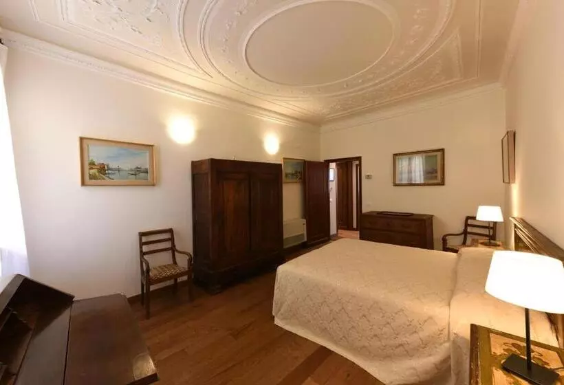 Le Due Corone Bed & Breakfast