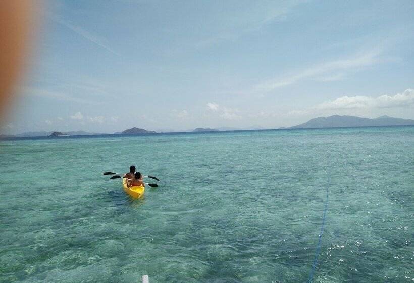 פנסיון Floresita S Beach Resort