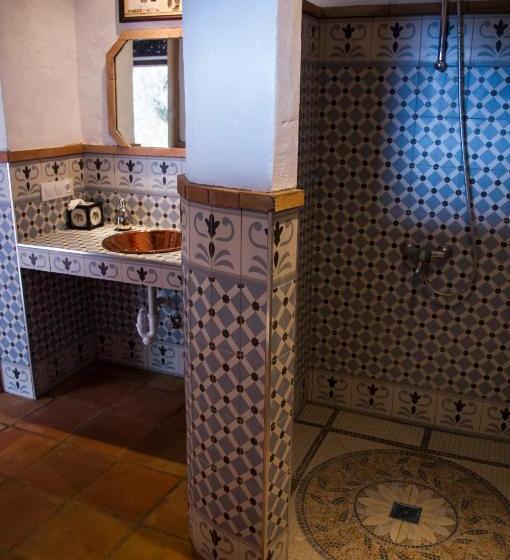 住宿加早餐 El Diplomatico Feo The Ugly Diplomat