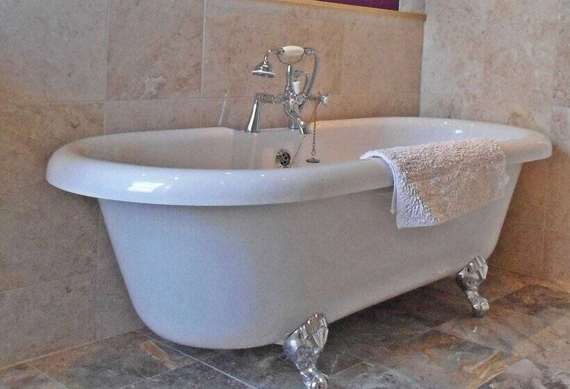 민박 Garvally House