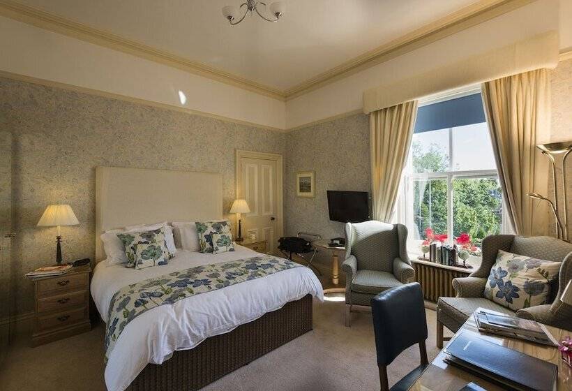 민박 Garvally House