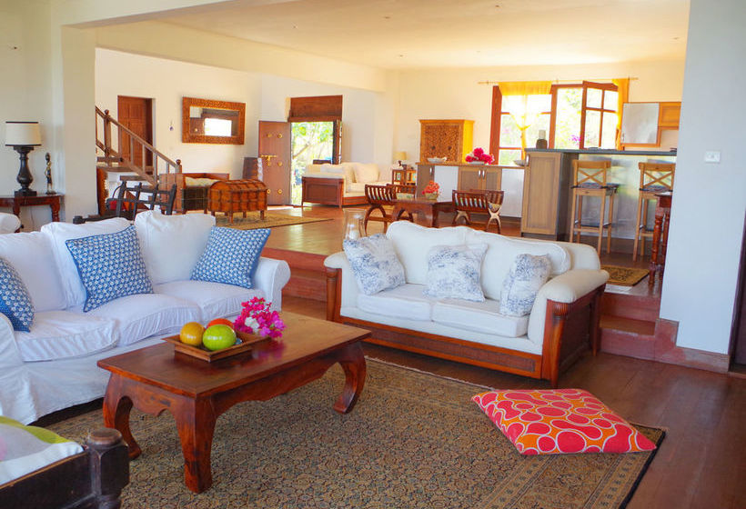 مبيت وإفطار Karabai Villa