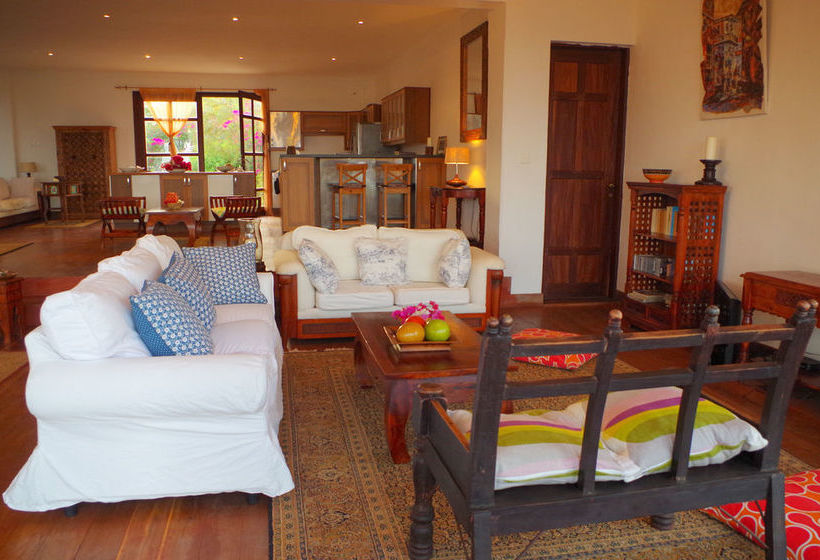 مبيت وإفطار Karabai Villa