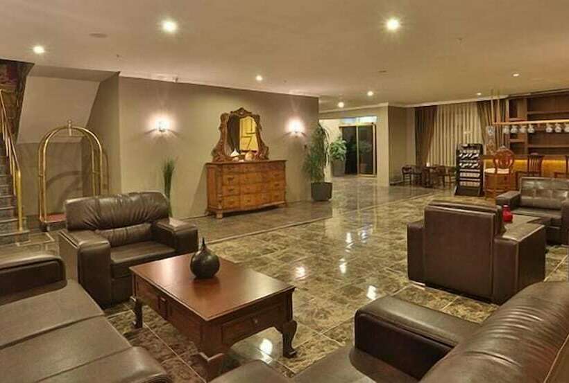 Bon Hotel City & Resort