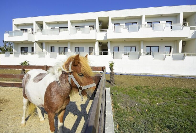 Bon Hotel City & Resort