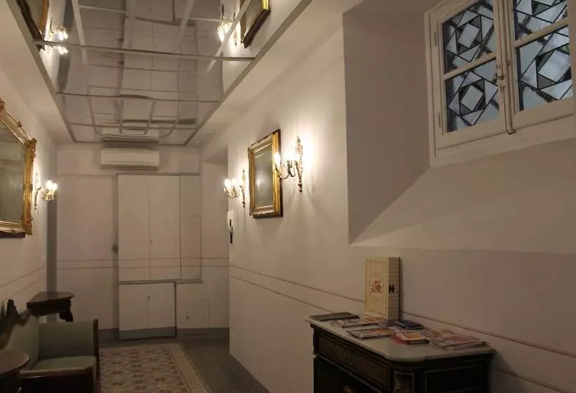 هتل Corte Dei Neri Residenza D Epoca