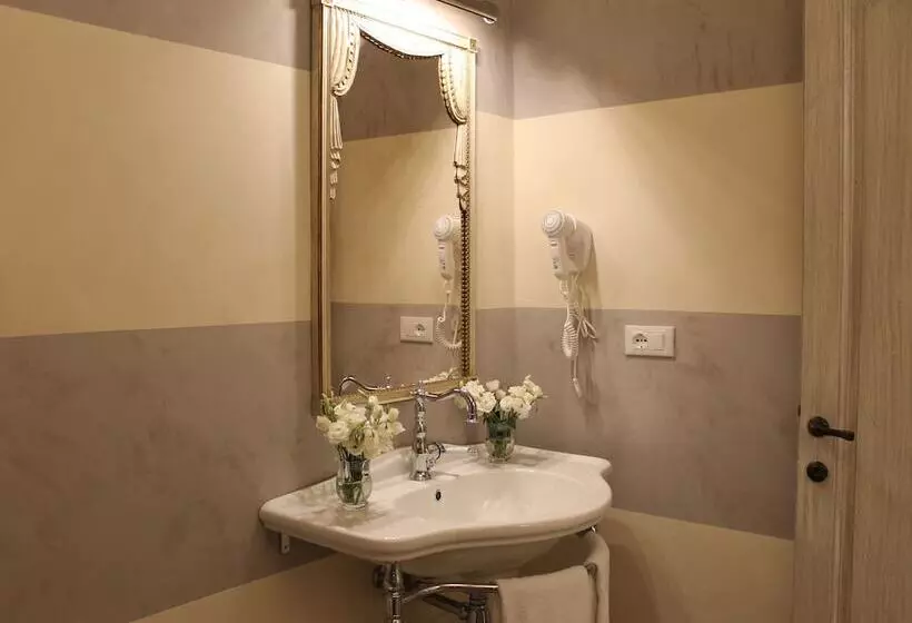 هتل Corte Dei Neri Residenza D Epoca