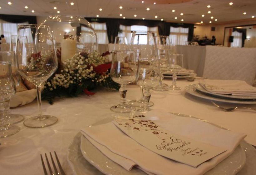 Отель Happy Moments Resort