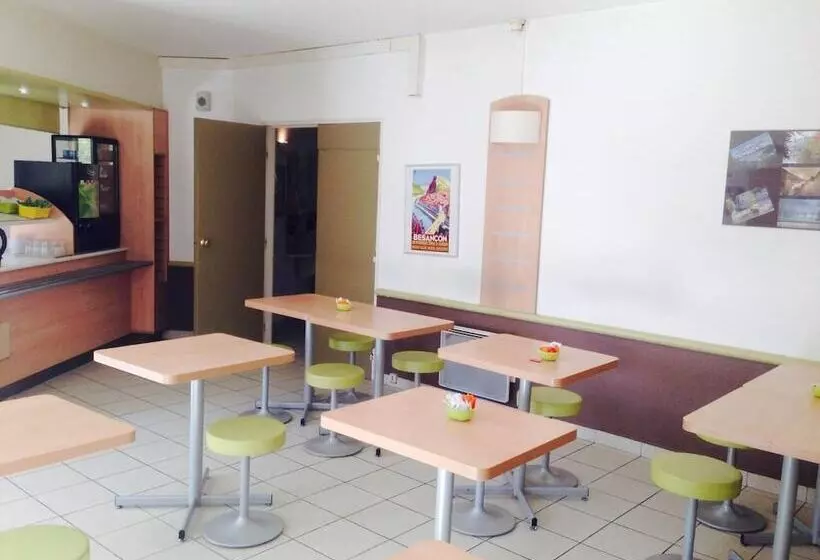Hotelli Ibis Budget Besançon Ecole Valentin