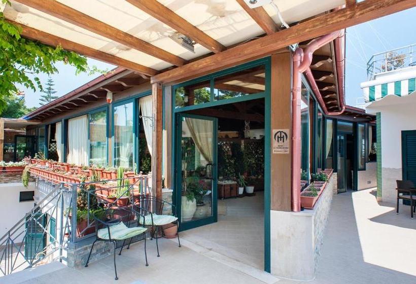 호텔 La Tramontana