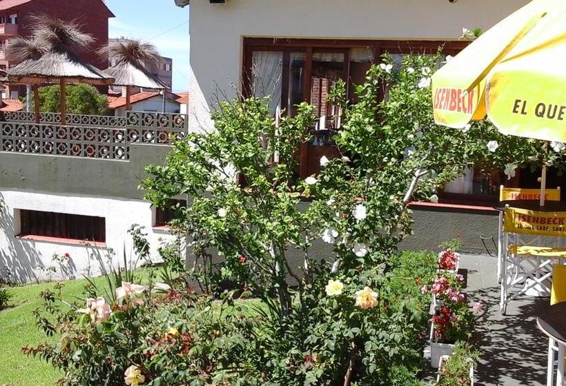 ホテル Mariska Dos Estrellas Superior