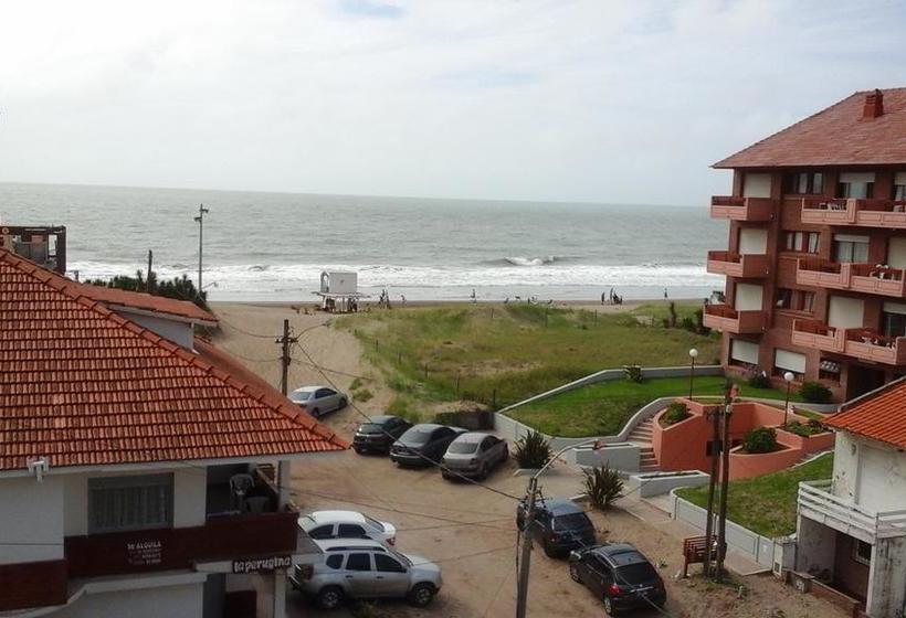 ホテル Mariska Dos Estrellas Superior