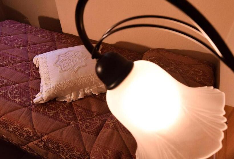 בית מלון כפרי Moderno Restaurant