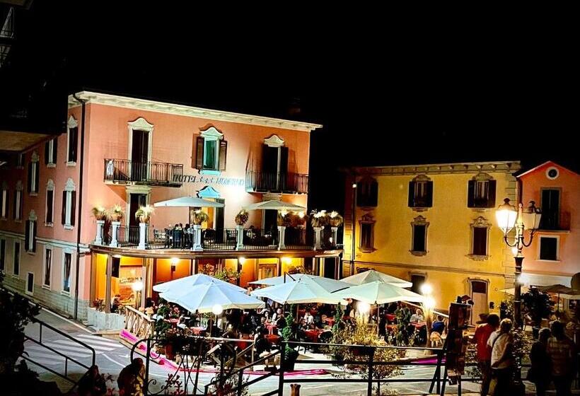 בית מלון כפרי Moderno Restaurant