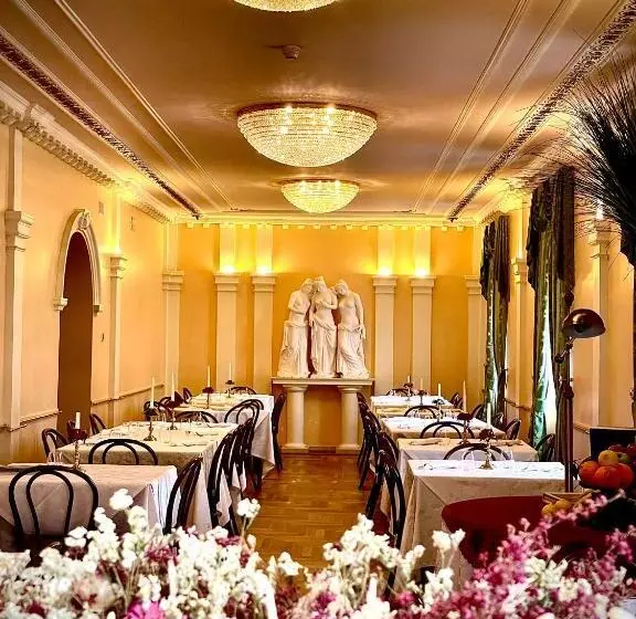 ホテル Moderno Restaurant