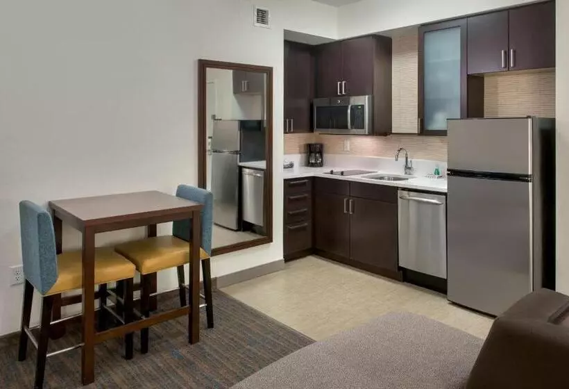 Hotelli Residence Inn By Marriott New York Long Island East End