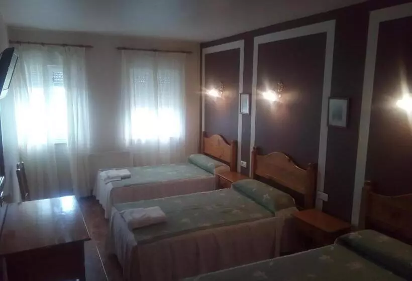 Hotelli Restaurante Las Camelias