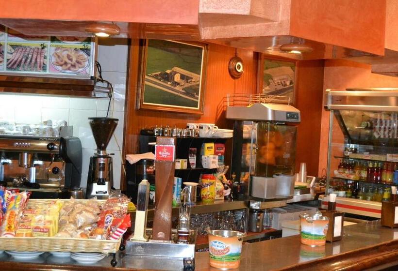 Hotel Restaurante Las Camelias