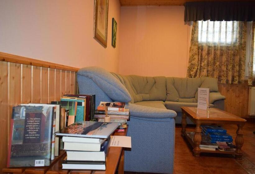 Hotel Restaurante Las Camelias