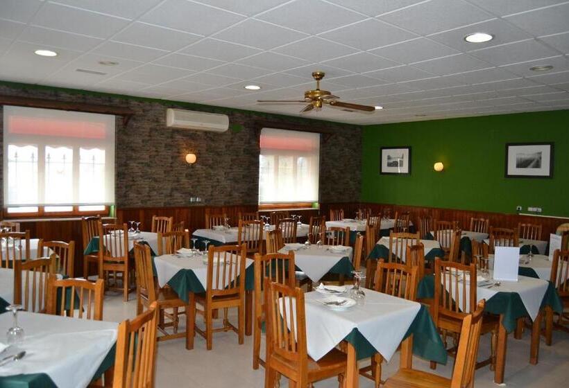 Hotel Restaurante Las Camelias