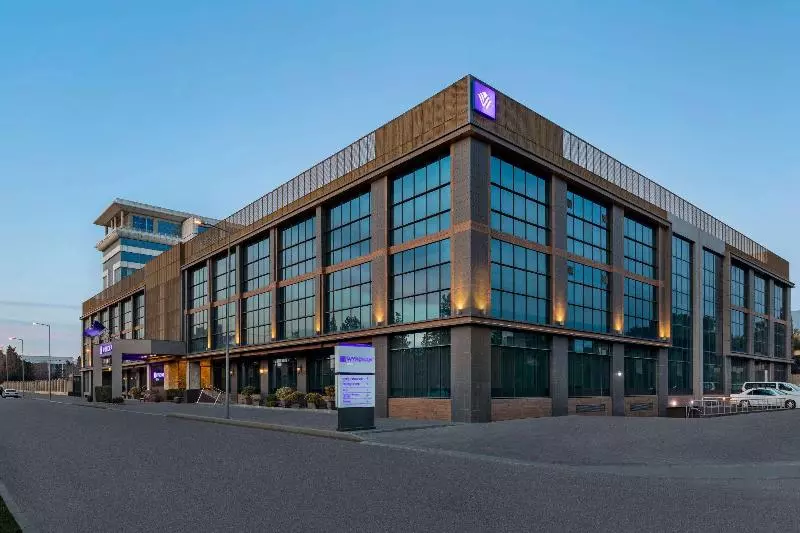 هتل Wyndham Baku