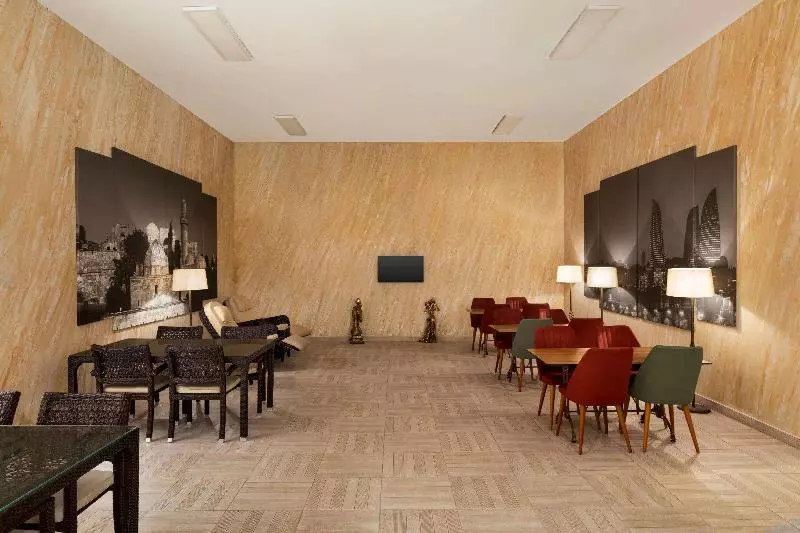 هتل Wyndham Baku