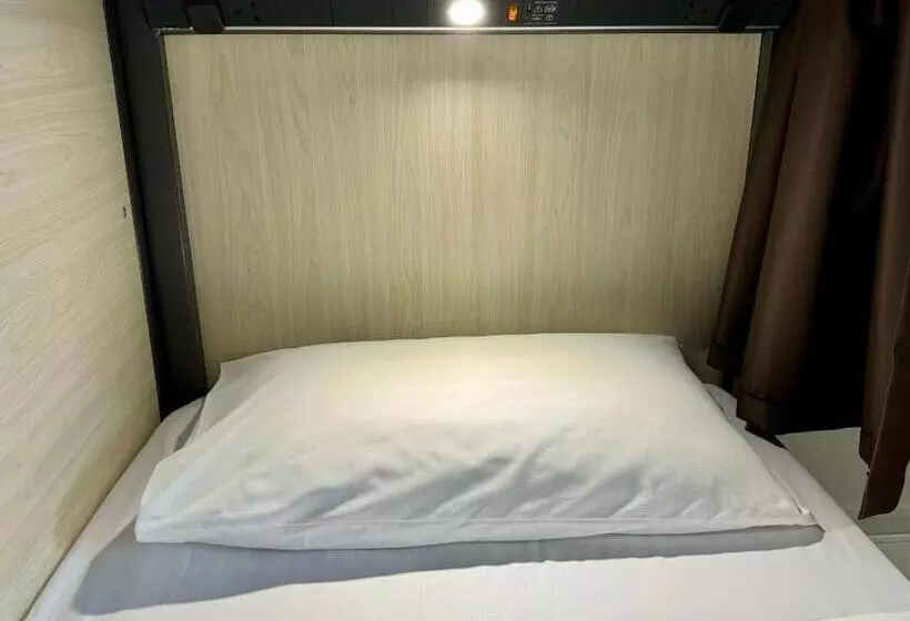 هتل Snoozles Galway City Centre