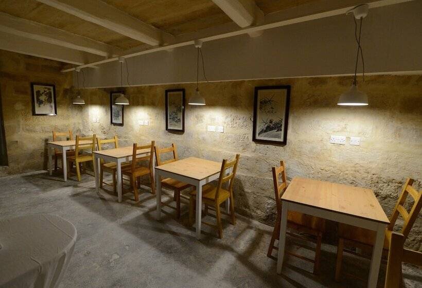 פנסיון Paulos Valletta