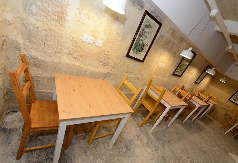 פנסיון Paulos Valletta