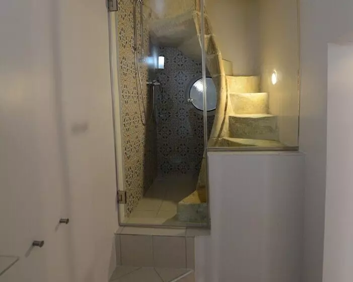 پانسیون Paulos Valletta